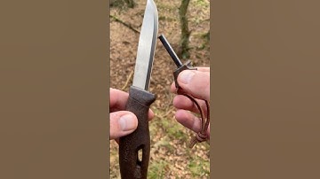 AWESOME SURVIVAL TOOL🔥SWEDISH FIRE KNIFE🔥 #shorts#bushcrafttools #edcknife #survivalknife