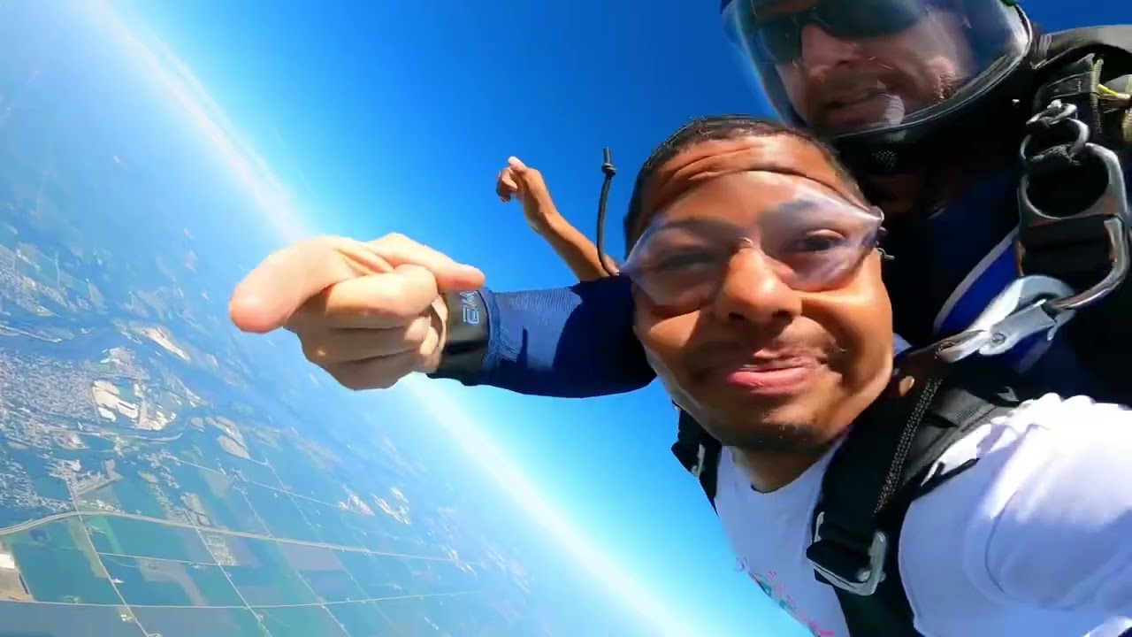 First time Skydiving in Chicago
