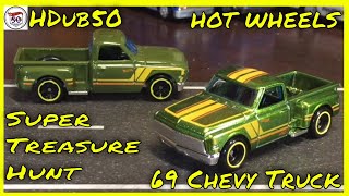 Hot Wheels '69 Chevy Pickup Truck Green Super Treasure Hunt 2020 L Case