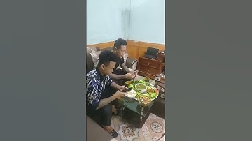 bữa cơm của anh em tôi sau một ngày làm việc