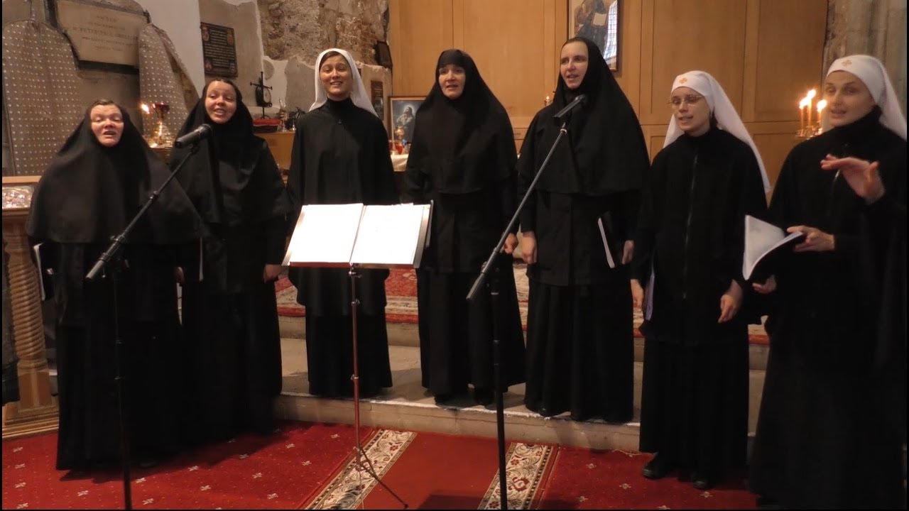 Слушать пение монастыря. Братский хор Свято-Елизаветинского монастыря. Nuns and Monks. Choir in the Monastery.