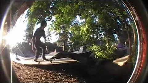 Justin Doss- 6centssk8.com