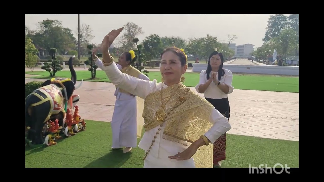 รำถวายศาลสมเด็จ....พ.ท.วิเชียร  บัวจันทร์