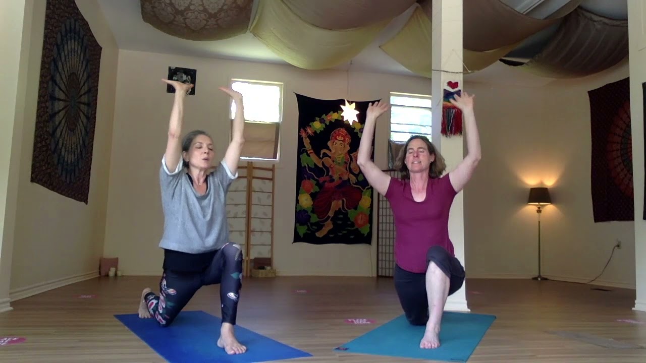 Blockhouse Yoga Moments #10 - Energizing Morning Sequence