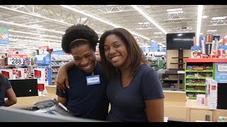 Walmart Chicago Prepares for Black Friday