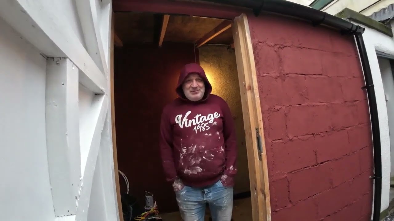 Blackpool wally and the shower