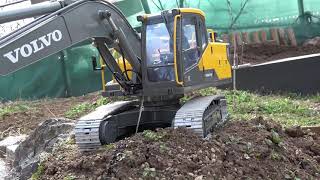 Ad-free! RC Excavator VOLVO EC 160 E - First review video ends in a hydraulic disaster!