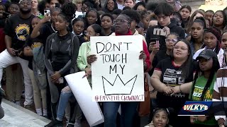 Hundreds rally in Frankfort to urge lawmakers to sign CROWN Act, banning hair discrimination