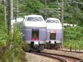 (HD) カーブを高速通過!! 振り子特急スーパーあずさ号2 (E351系特急電車)