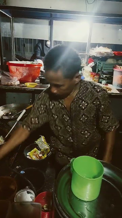 sukses selalu usaha nasi goreng nya..bng emen..