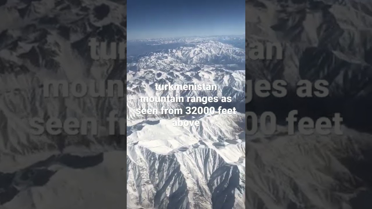flying above mountain ranges at 32000 feet ⚡️