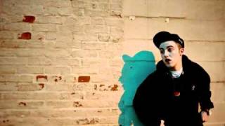 Mac Miller - Smile Back - Blue Slide Park + Download (New 2011)