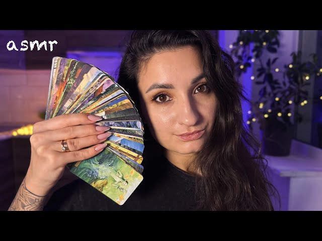 АСМР ВОРОЖІННЯ на ТАРО / близький шепіт та гарний настрій перед сном / ASMR TAROT DIVINATION