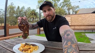 We Found Australia's CHEAPEST Pub Feed! 🇦🇺