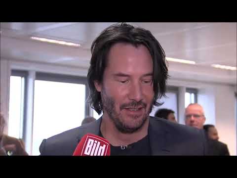 Video: Kjære Keanu Reeves Svarte På Kritikere Om Grått Hår