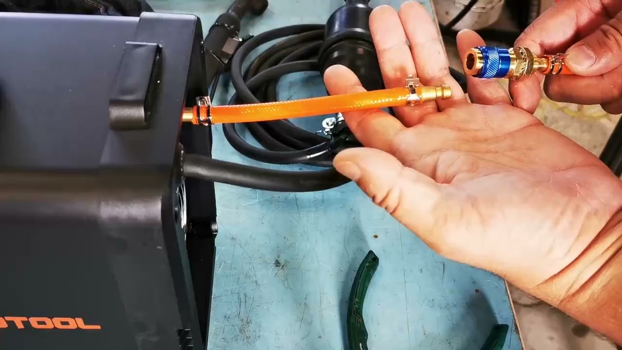 アルゴンガス流量調整器取り付け（WT-TIG160K） - YouTube
