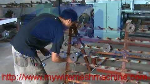 Production process of reverse twisted hexagonal wire mesh machine 01
