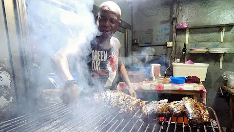 Traveling to West Africa!! Trying GHANAIAN STREET FOOD for the FIRST TIME | Accra, Ghana