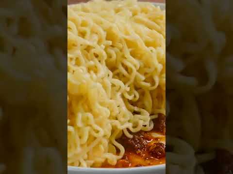 cooking & eating indomie mi goreng