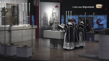 Traditional Latin Mass on the First Sunday of Advent from FSSP Seminary Wigratzbad 2 December 2018
