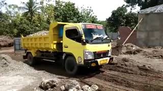 Gila , suara knalpot Chung mengaung di Mitsubishi canter super HD