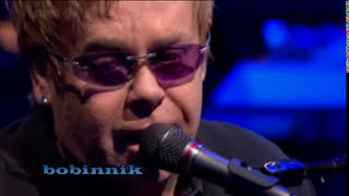 Elton John / Сектор Газа - Голубой