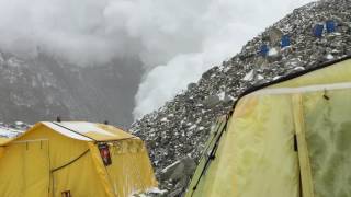 Nepal Earthquake - Everest Avalanche - April 25th, 2015