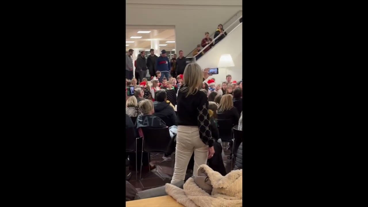 How beautiful this life is Cover/choir/Mr Hat Lipo/ Oliver VDB