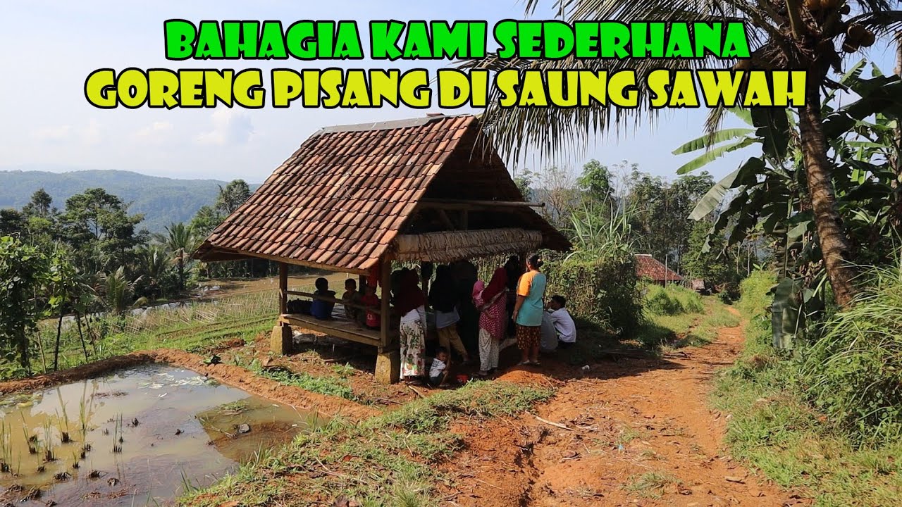 Sepertinya Satu Kampung Ini Saudara Semua, Mereka Sangat Rukun Dan Penuh Kebersamaan.