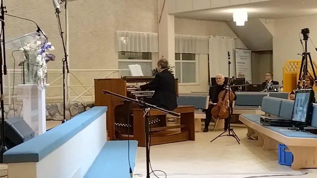 Martti Ahvenainen, huuliharppu ja kappale