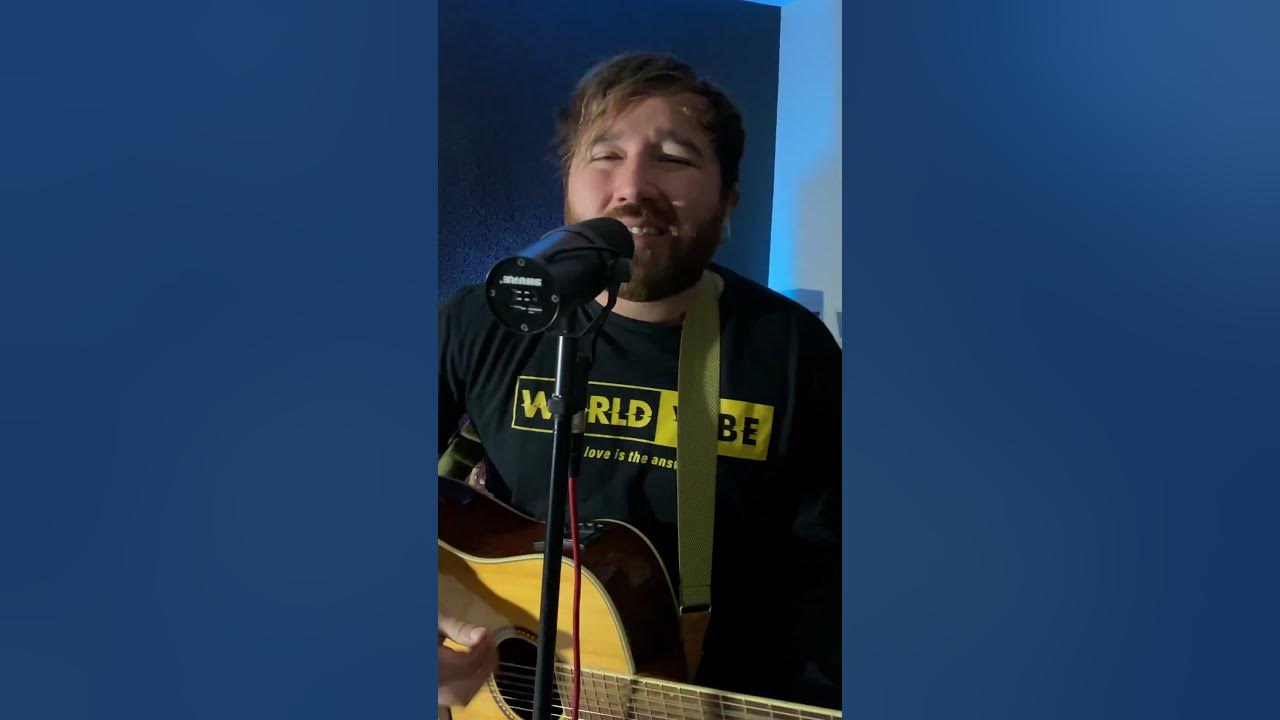 What if “Jamie all over” by Mayday Parade was acoustic…🤔 #emo #poppunk #alt #poppunkmusic