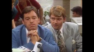 Drop The Dead Donkey S01 E01