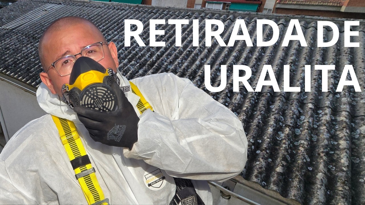 Eliminamos el Amianto del Tejado de Esta Nave en Madrid para instalar Panel Sándwich