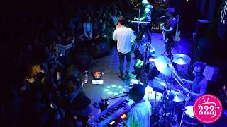 Yüzyüzeyken Konuşuruz - Ölmemişiz Canlı Performans