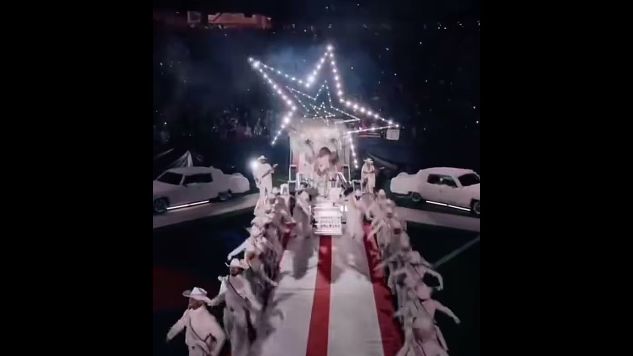 Beyoncé’s Christmas Day NFL Halftime Show! 🎄🔥