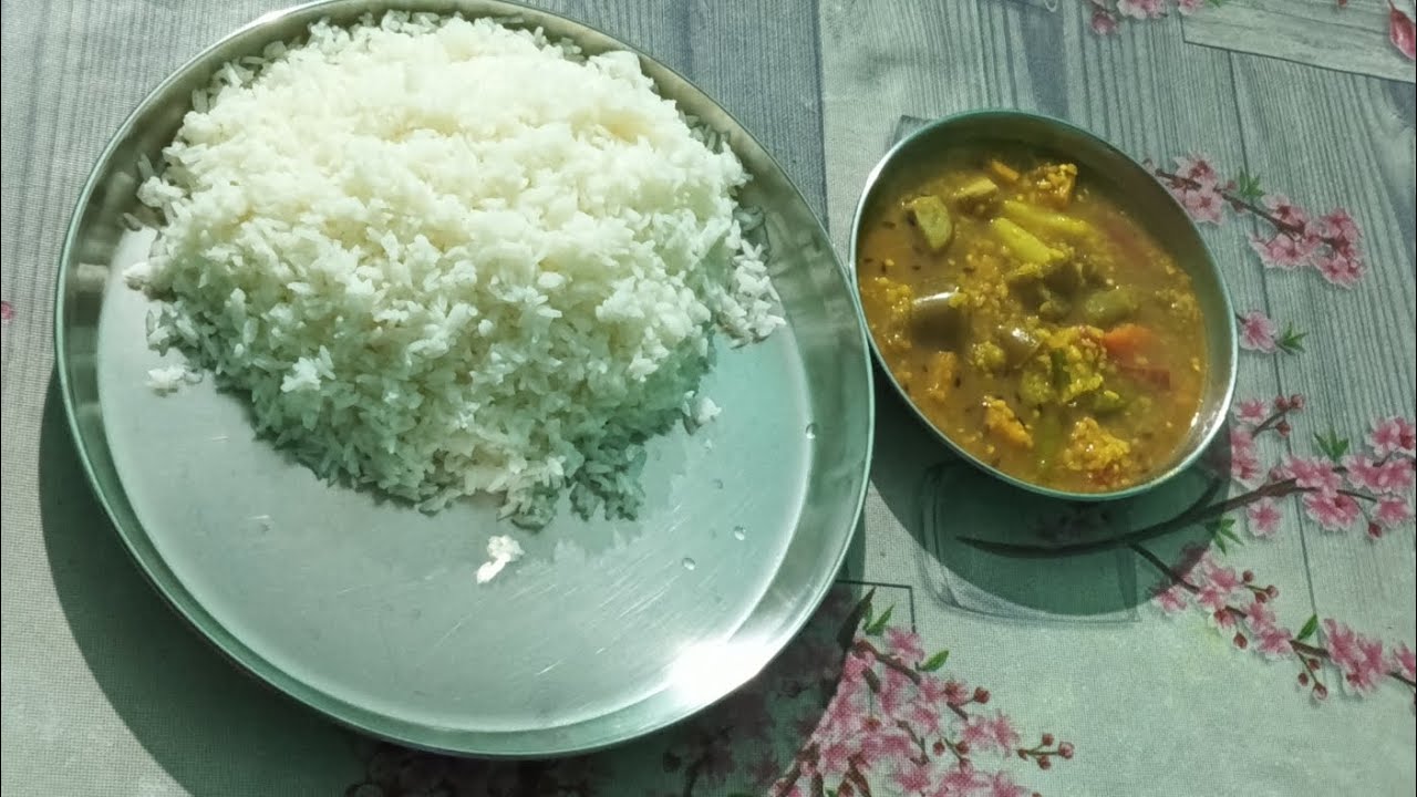 Odia Style Muga Dali Dalma (no onion garlic) 