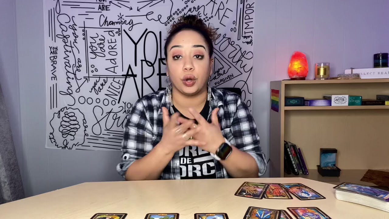 Gemini Love January 2021 Your soulmate is trying to reach you!