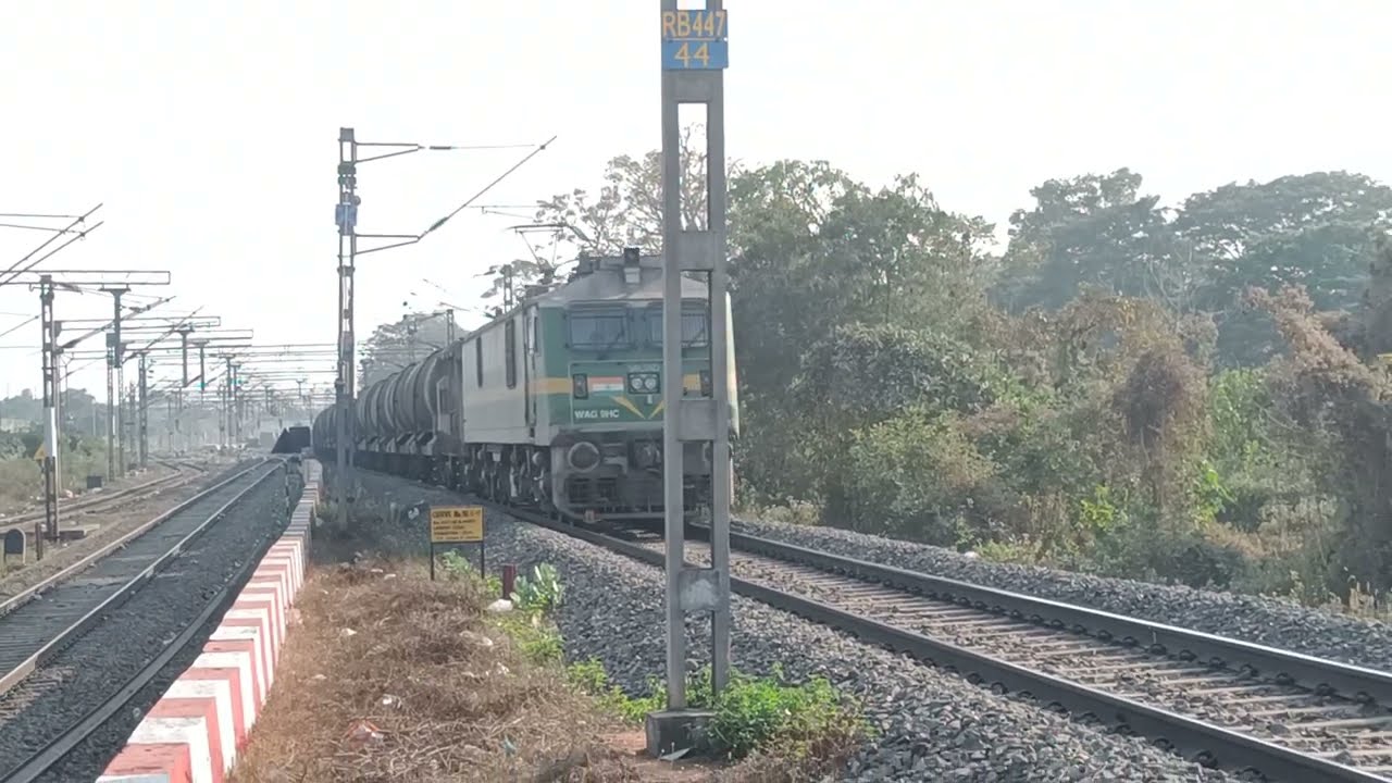 Wag9hc powered Oil Tanker GoodsTrain/ExploringmycountryIndia/Indian Railways/Train Videos/Travel||