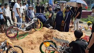 Download Mp3 ketika pembalap VIETNAM meninggal begini pemakaman nya