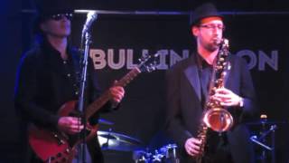 Video thumbnail of "Hitman Bluesband @ Haven Club (2)"