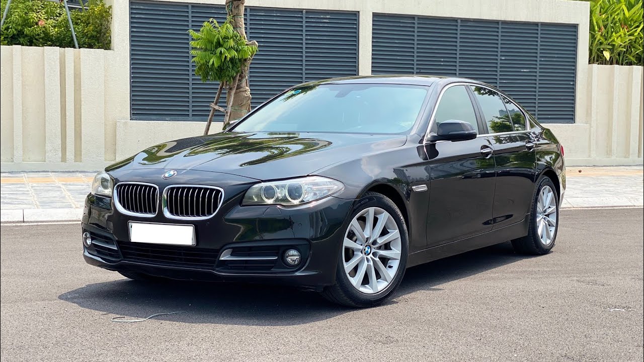 BMW 520i 2016  Màu đen nhập khẩu