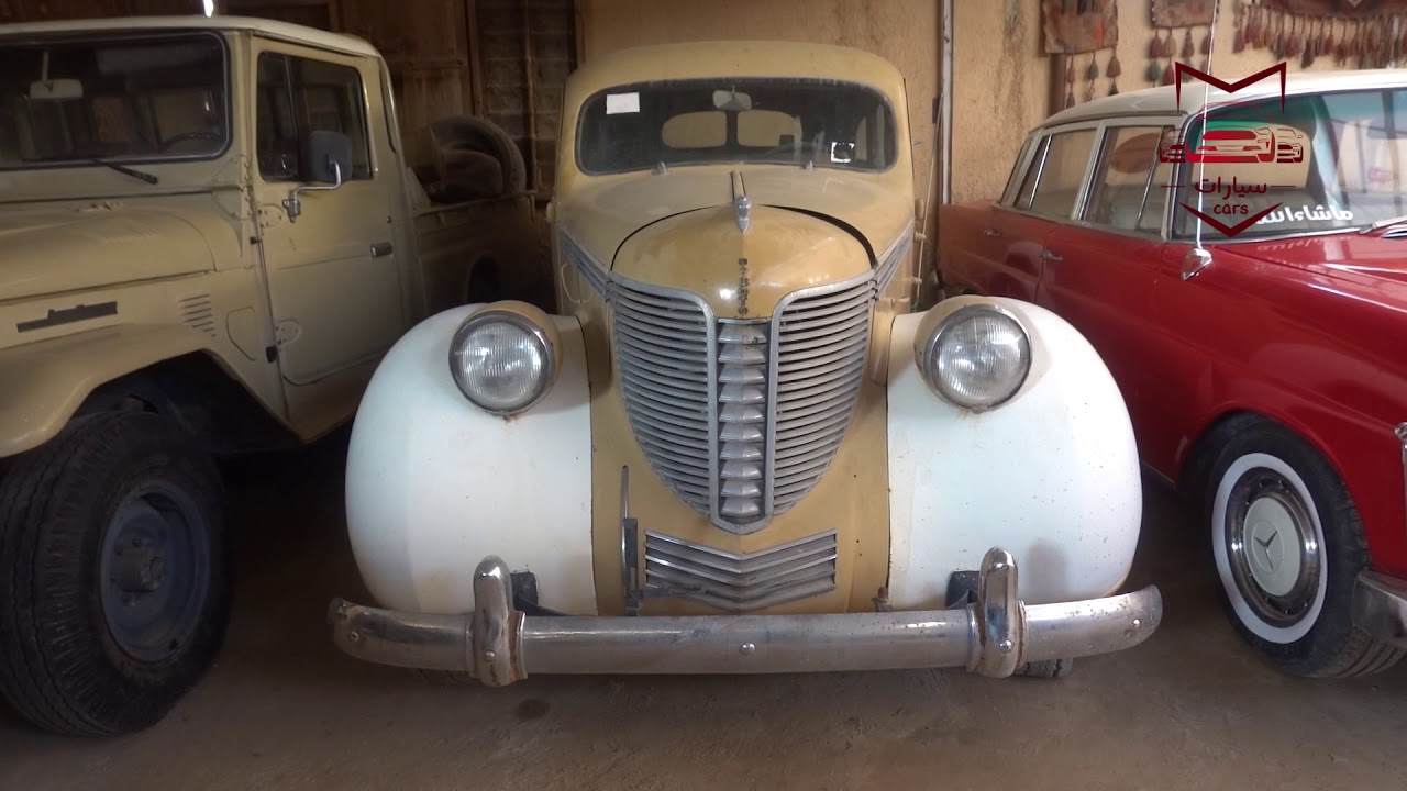 سيارات متحف النعيم التراثي في محافظة عنيزة