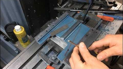 Myford Super 7 - saddle - glideway material application - part 2 - scraping and alignment