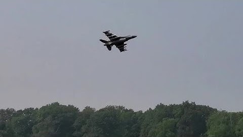 E-Flite 80mm F-16 with reverse thrust!