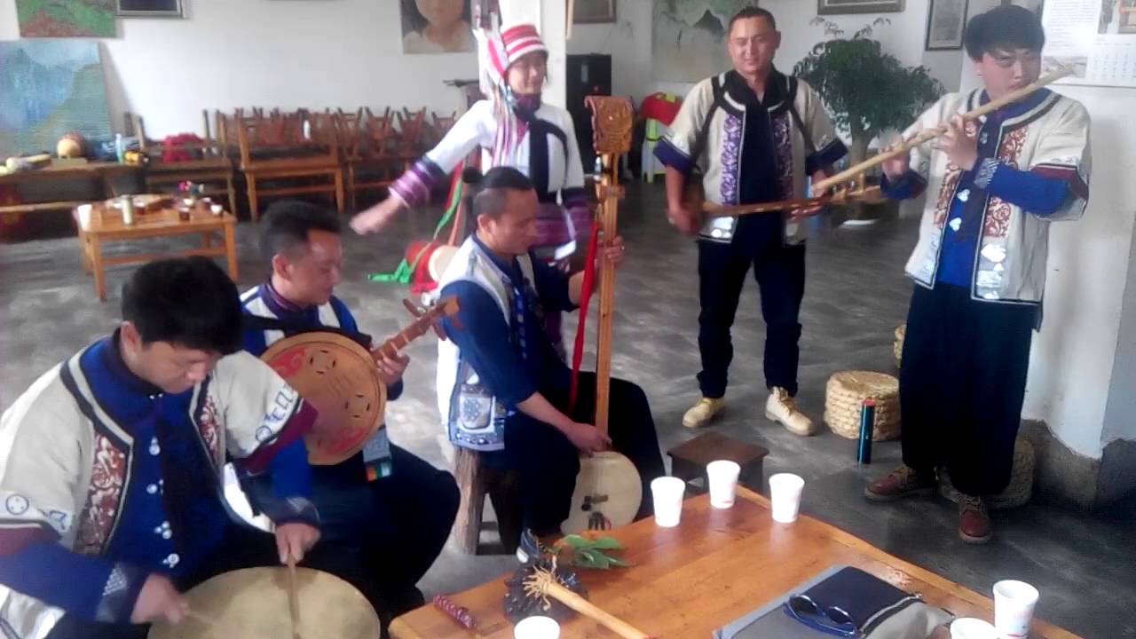 Obejrzyj Manhu Band, Ashima 蛮虎乐队 - 阿诗玛 -石林彝族音乐 w YouTube Obejrzyj Manhu Band, Ashima 蛮虎乐队 - 阿诗玛 -石林彝族音乐 w YouTube