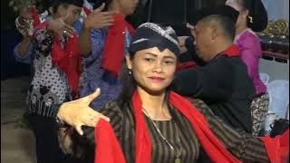 Langen Bekso //Tayub Di Rumah Bpk Sugiono Kasihan Tegalombo Pacitan Malam 3 // cewek ikut tayub
