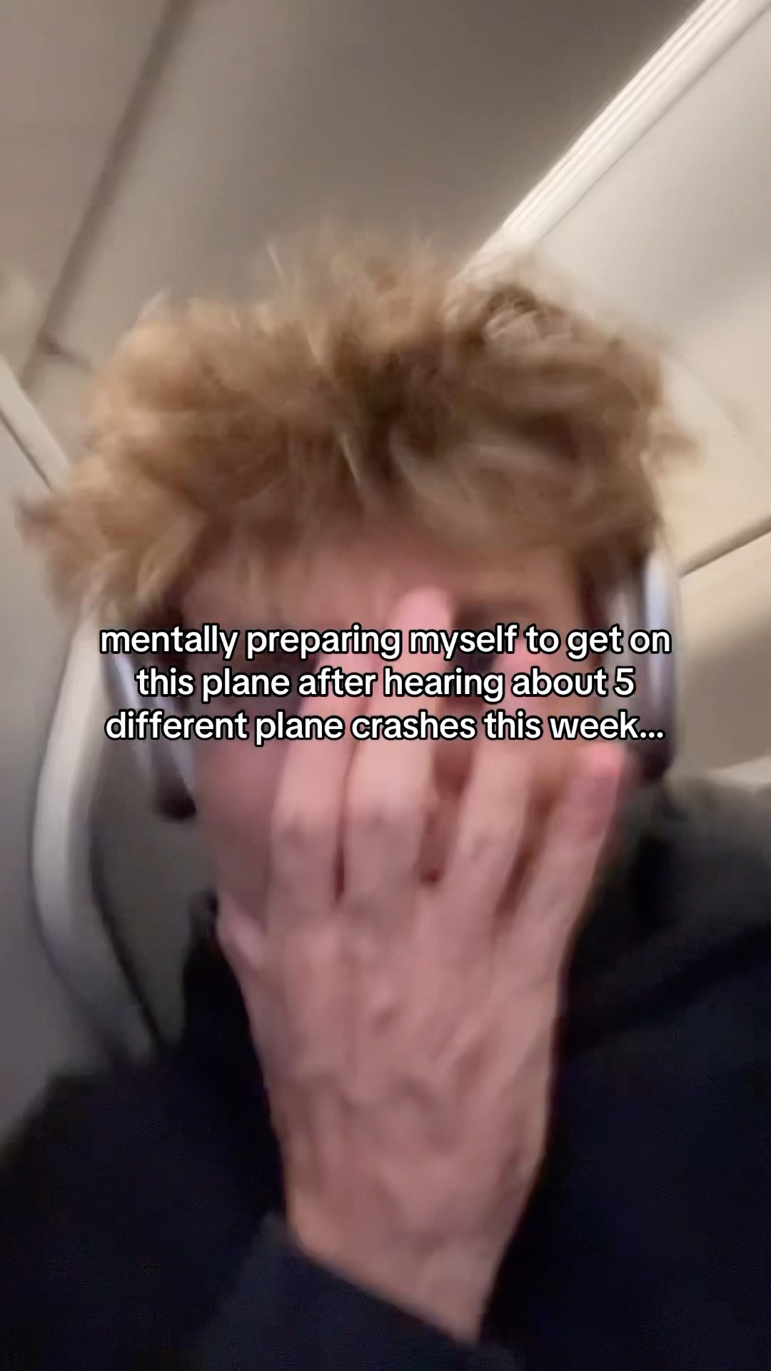 my anxiety said ???? #flying #sheadurazzo #comedy #travel