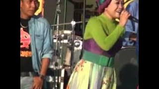 Monata armen   tersisih