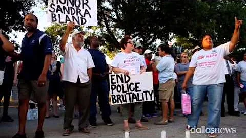 Protesters' Christian Taylor vigil at Arlington po...