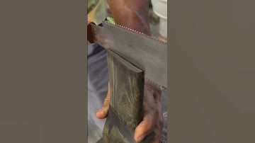 How to hang an axe handle with a cross wedge for hardwood #craftsmanship #shorts